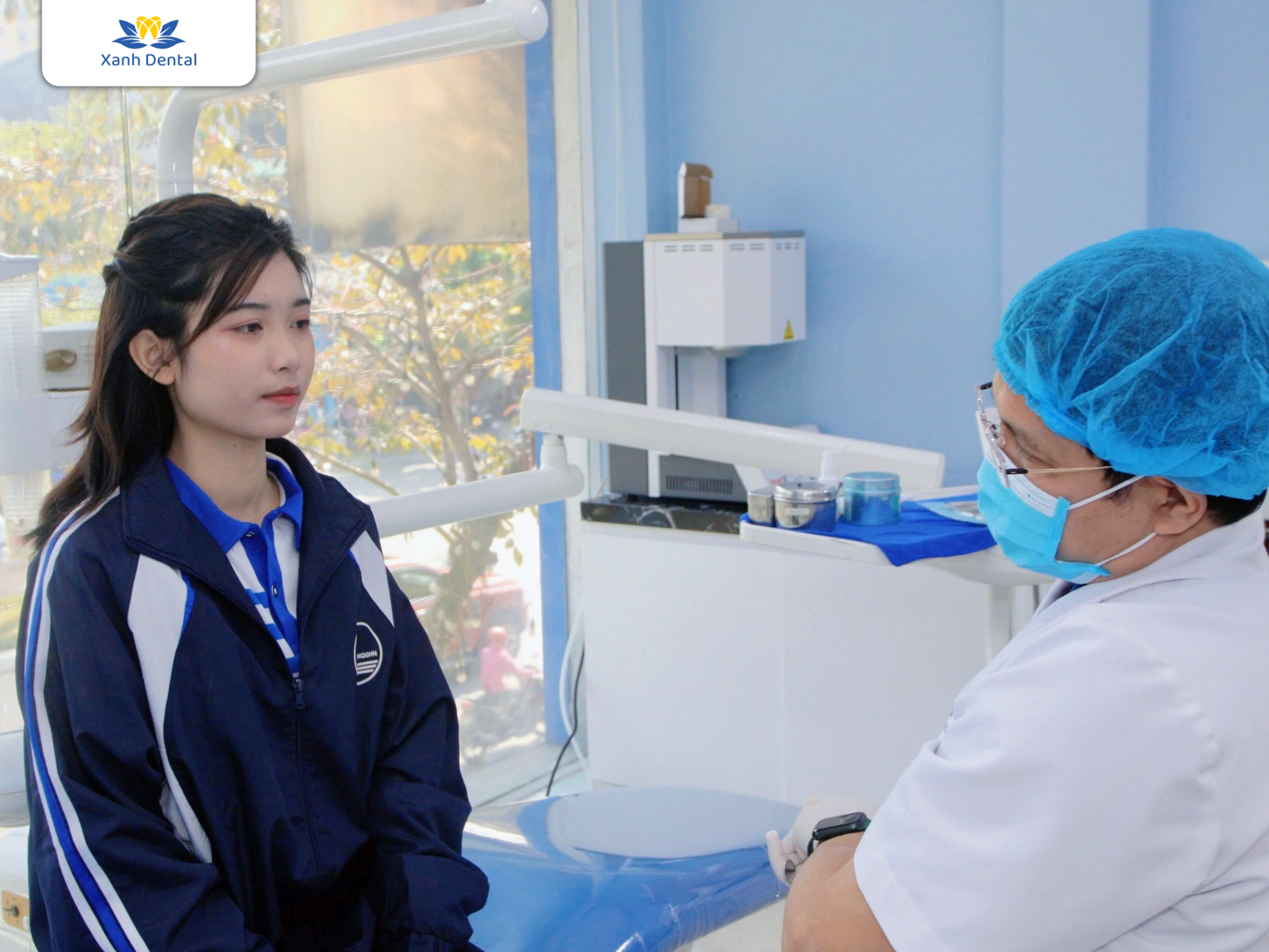 Nhung được thăm khám trực tiếp bởi ThS.BS Nguyễn Anh Sơn