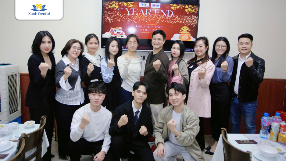 Tập thể nha khoa Xanh cùng nhau nỗ lực cố gắng